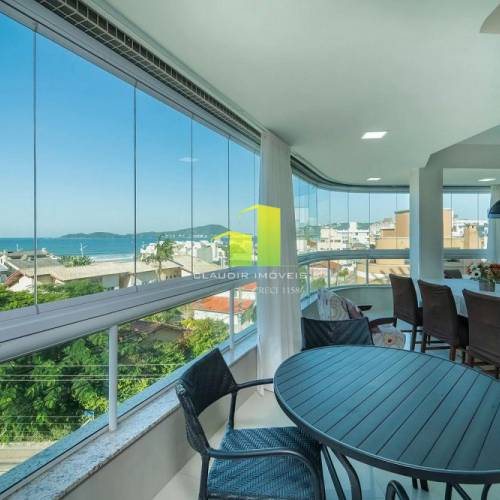 Apartamento 3 dormitrios com Vista para o Mar! 