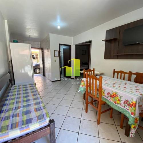 Apartamento 2 quartos  20 metros do Mar em Bombas