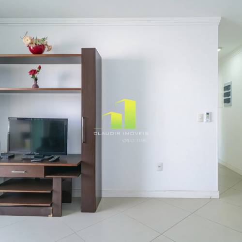 Apartamento de 02 dormitrios com 03 Ar 