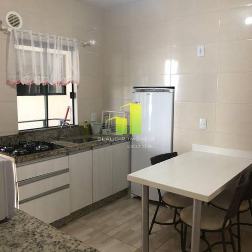 Apartamento de um dormitrio a menos de 30 metros 