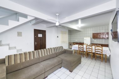 Apartamento econmico a 70 metros da praia!