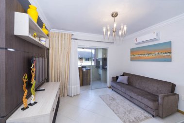 Apartamento Alto Padro 2 Dormitrios em Bombinhas